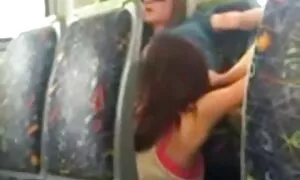 طالب في الحمام افلام سكس اجنبية قصيرة فحص فرجها