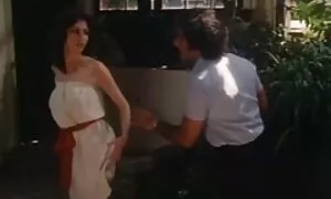 تدريب المدرب في صالة الألعاب الرياضية للتخلص من أعضاء هيئة سكس اجنبية مترجمة للعربية التدريس