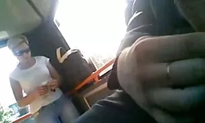تمثل الكاميرا المثبتة مواقع السكس الاجنبيه على السطح الحياة الجنسية للناس.