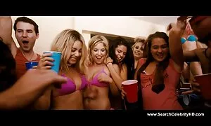 مدرب معاقبة المرؤوسين مع افلام سكس اجنبية مترجمة للعربية السمك على الطاولة.