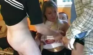 المرأة تجعل الوجه افلام سكس اجنبي مساج وهمية
