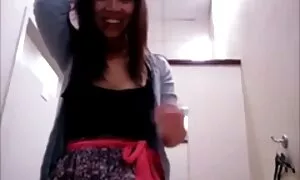 لذلك ، زوجي اجنبيه سكسيه لا يحصل على متن طائرة.