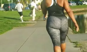 ماشا افلام سكس محارم اجنبية تلمس معطف للحفاظ عليها.