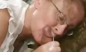 في سلة المهملات ، افلام سكس اجنبي مترجمه كامله في حالة سكر,